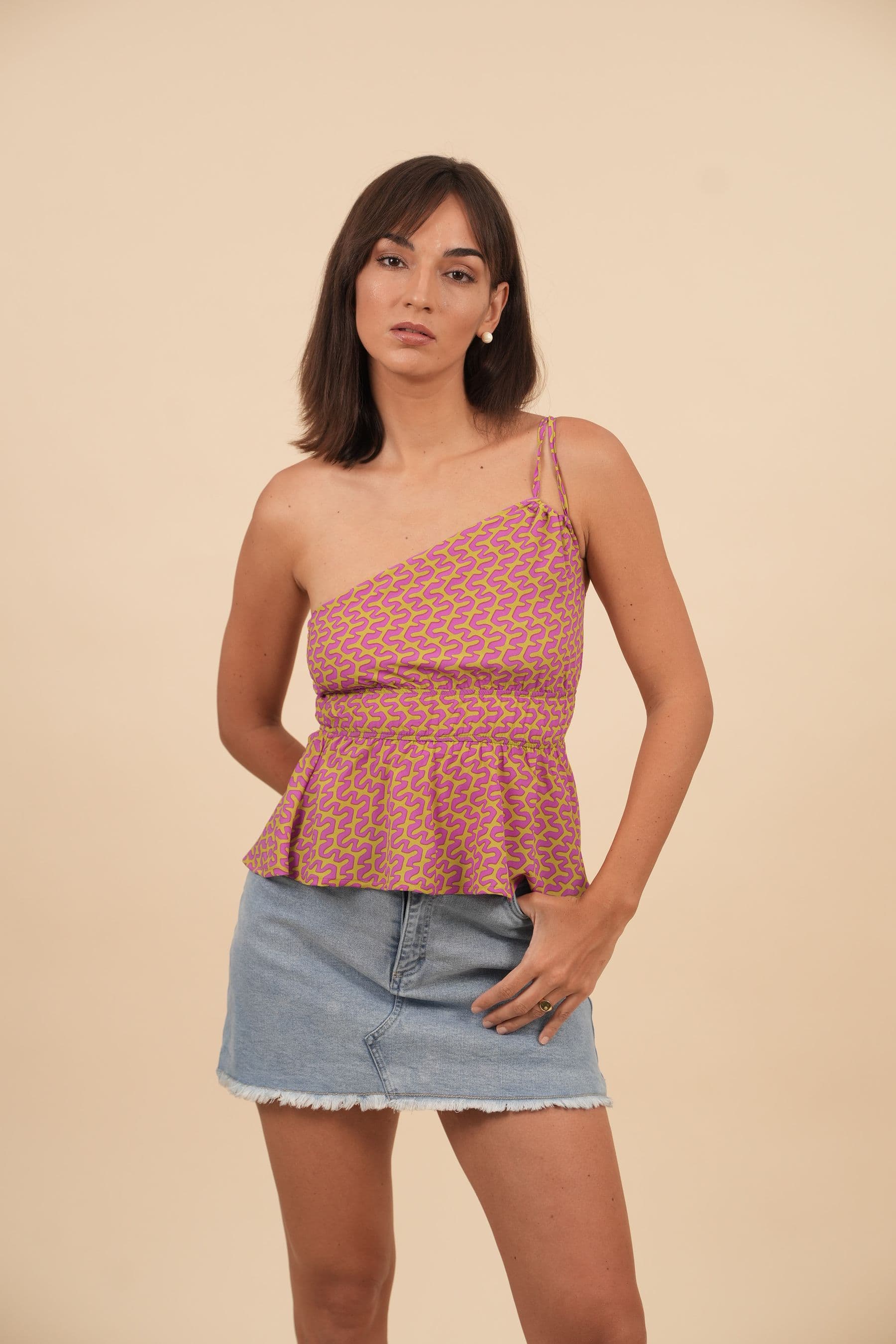 BREEZE PEPLUM TOP